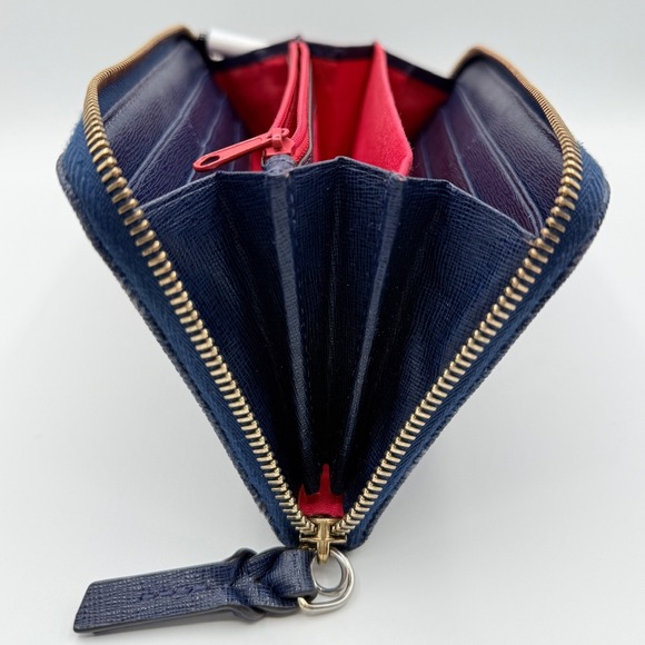 Dooney & Bourke Wristlet Zip Around Wallet Tartan Plaid Classic Preppy Clutch - Picture 4 of 11